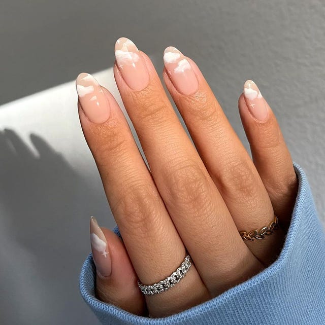 Sheer Nude Medium Almond with Cloud Art and Glitter Stars Sheer Nude Medium Almond with Cloud Art and Glitter Stars — Gel Nail Art Ideas