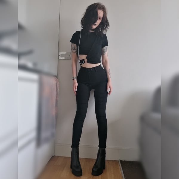 Chain Detail Crop Top and Skinny Trousers Chain Detail Crop Top and Skinny Trousers — Goth Style Ideas