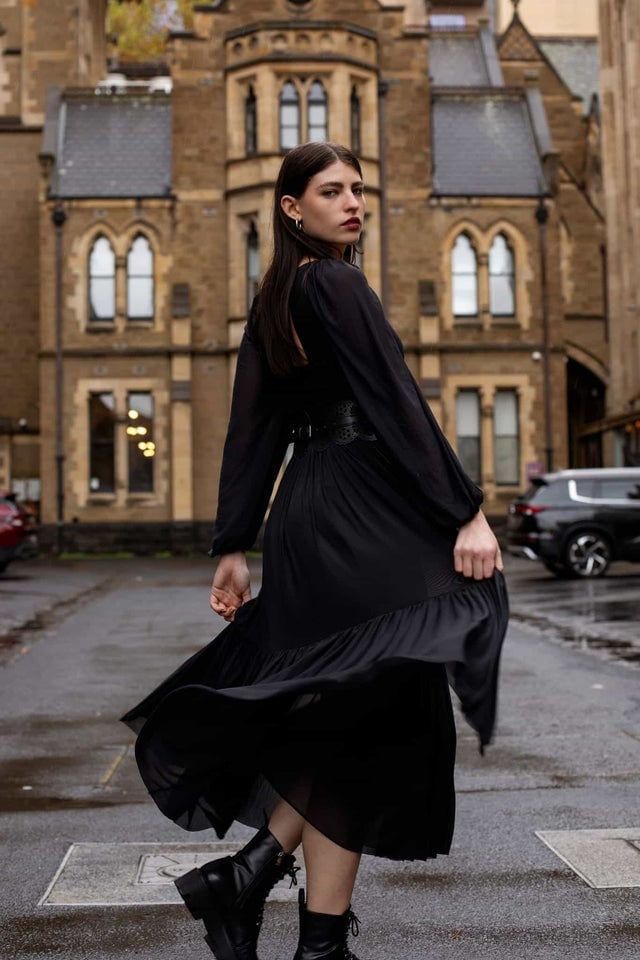 Ruffled Hem Dress with Wide Belt Ruffled Hem Dress with Wide Belt — Goth Style Ideas