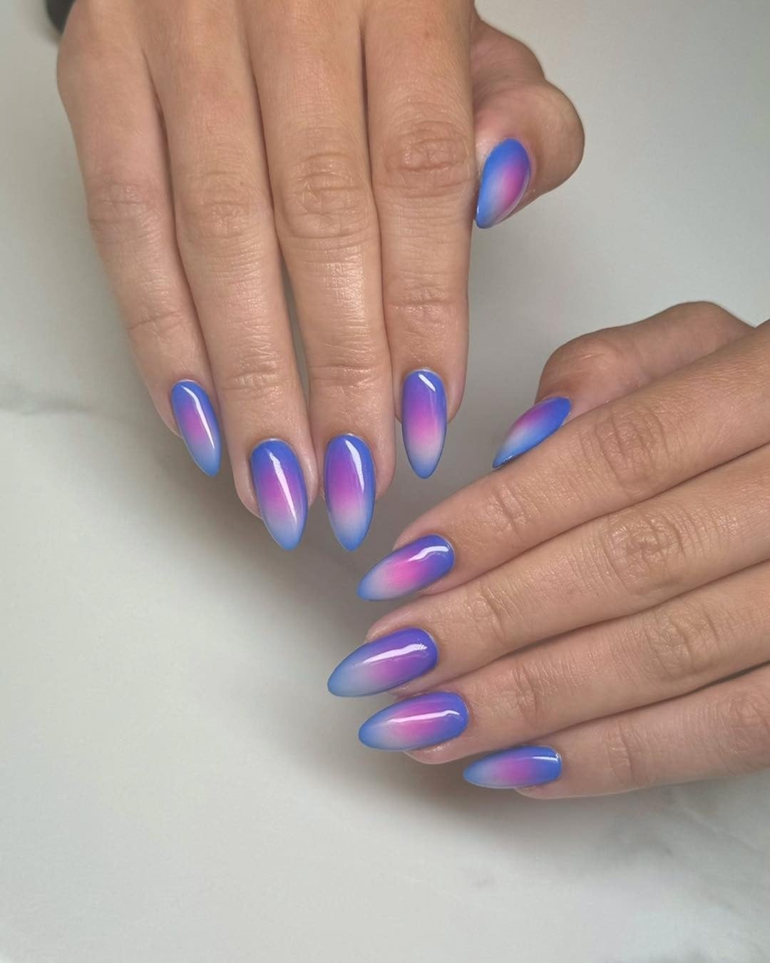 Horizontal Multi-Color Gradient Medium Almond Nails Horizontal Multi-Color Gradient Medium Almond Nails — Gradient Nail Ideas