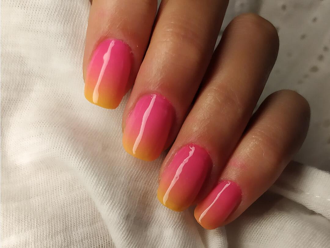 Bright Pink to Yellow Medium Oval Gradient Bright Pink to Yellow Medium Oval Gradient — Gradient Nail Ideas