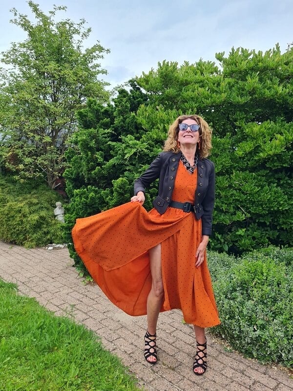 Orange Polka Dot Midi Dress With Jacket And Belt Orange Polka Dot Midi Dress With Jacket And Belt — Orange Dress Ideas