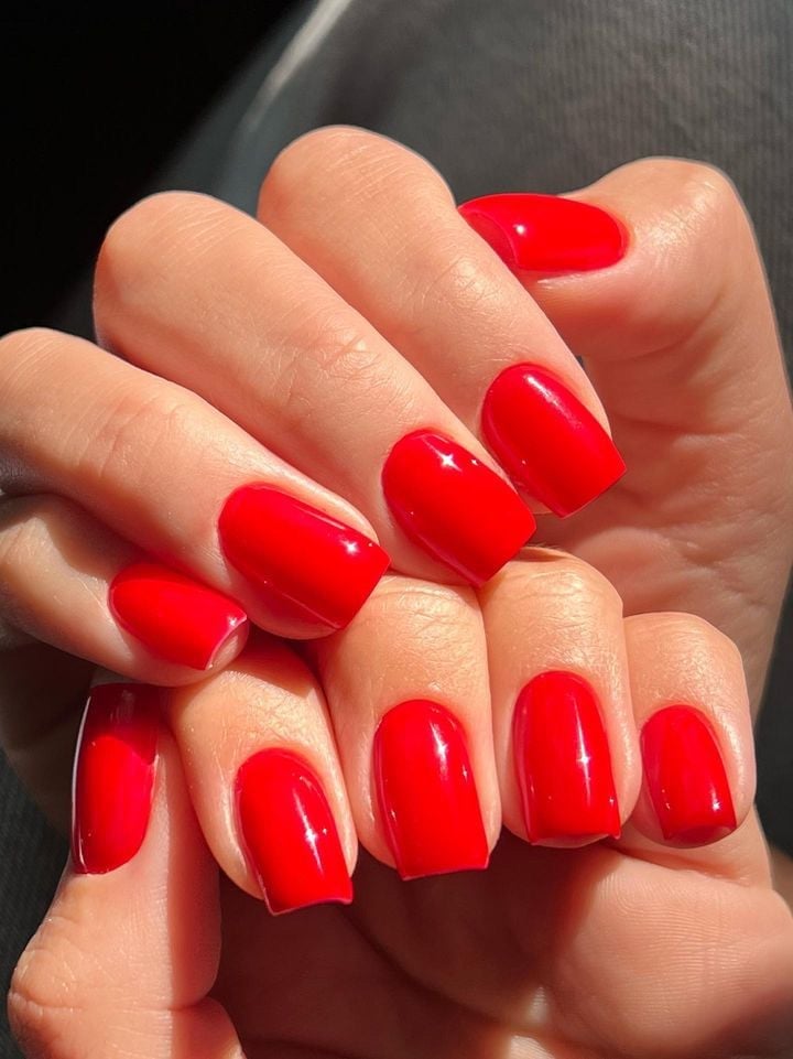 Vibrant Red Short Square Nails Vibrant Red Short Square Nails — Russian Manicure Designs