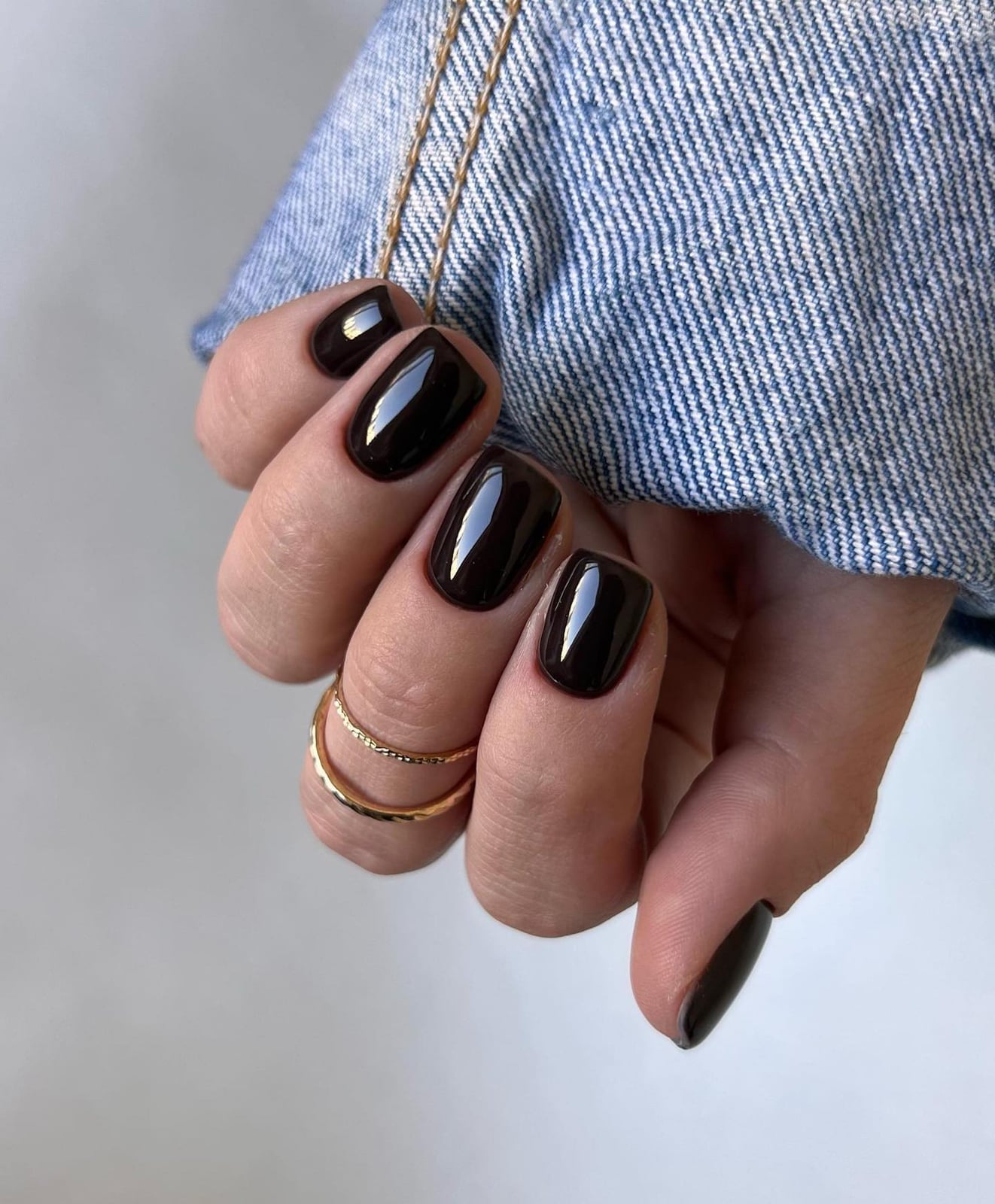 Glossy Dark Brown Short Square Nails Glossy Dark Brown Short Square Nails — Russian Manicure Designs