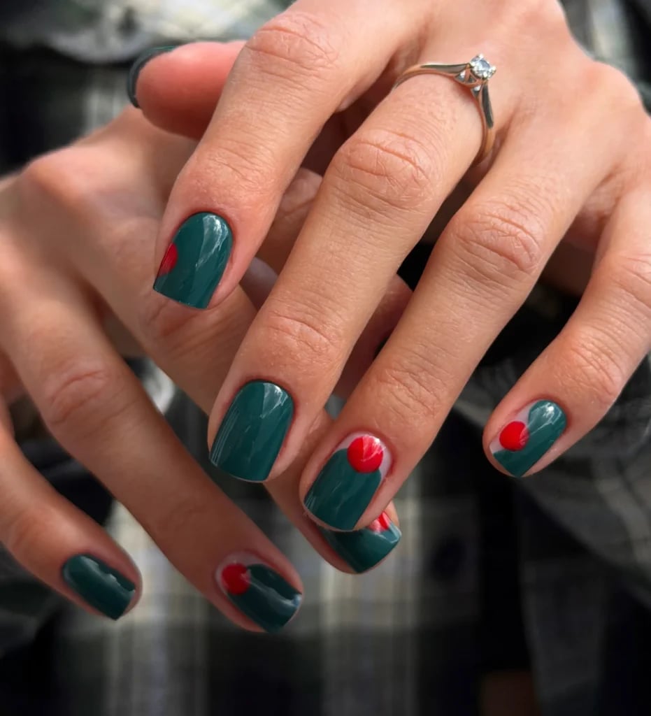 Deep Green Red Dot Accent Short Square Nails Deep Green Red Dot Accent Short Square Nails — Short Nails Color Designs