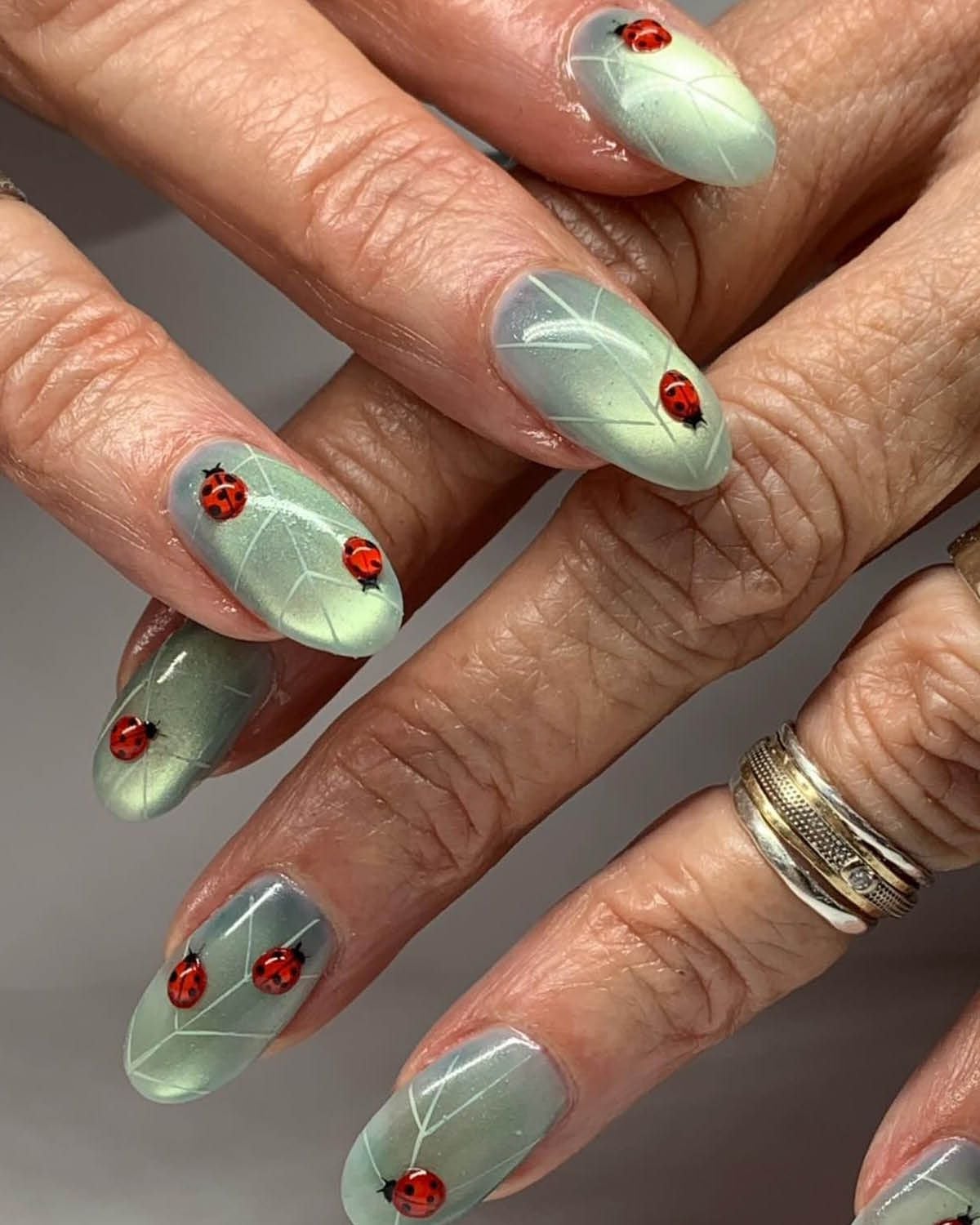 Medium Almond Mint Green with 3D Ladybugs Medium Almond Mint Green with 3D Ladybugs — Simple 3D Nails