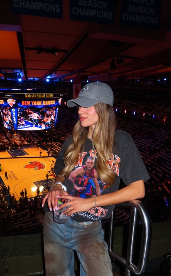 Graphic T-Shirt with Baggy Jeans and Baseball Cap — Simple Basketball Game Outfits