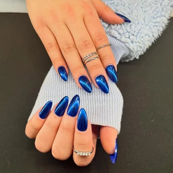 Dark Blue Chrome Long Stiletto Nails Dark Blue Chrome Long Stiletto Nails — Simple Blue Chrome Nails