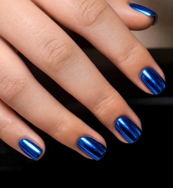 Royal Blue Chrome Short Oval Nails Royal Blue Chrome Short Oval Nails — Simple Blue Chrome Nails