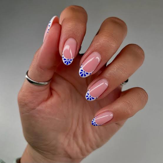 Blue Floral French Tips Medium Oval With Pale Pink Base Blue Floral French Tips Medium Oval With Pale Pink Base — Simple Blue French Tip Nails