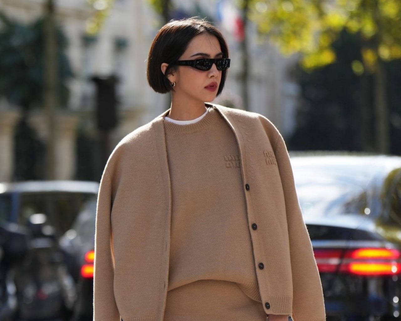 Black Bob Sharp Clean Lines Black Bob Sharp Clean Lines — Simple Blunt Bob