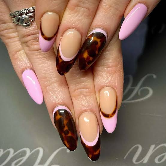 Medium Almond Sheer Nude Thin Dark Brown Tip Gold Accent — Simple Brown French Tip Nails