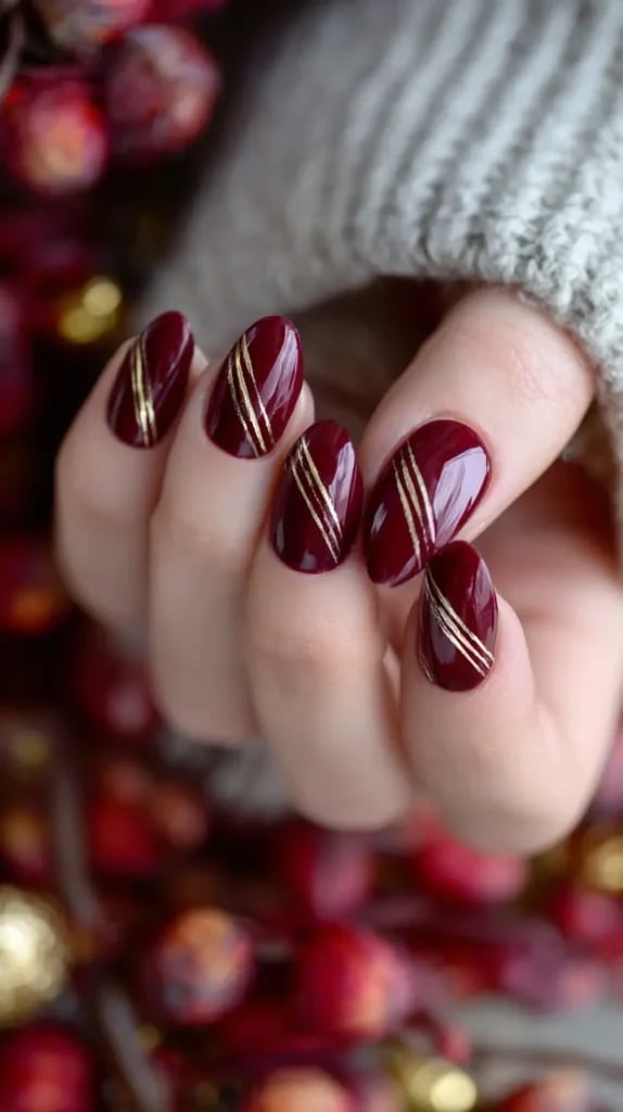 Burgundy Diagonal Gold Stripe Short Almond Nails Burgundy Diagonal Gold Stripe Short Almond Nails — Simple Burgundy Nails Design