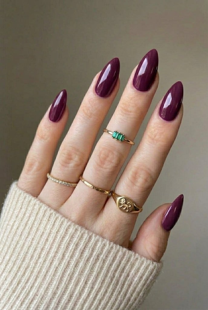 Deep Opaque Burgundy Medium Almond Nails Deep Opaque Burgundy Medium Almond Nails — Simple Burgundy Nails Design