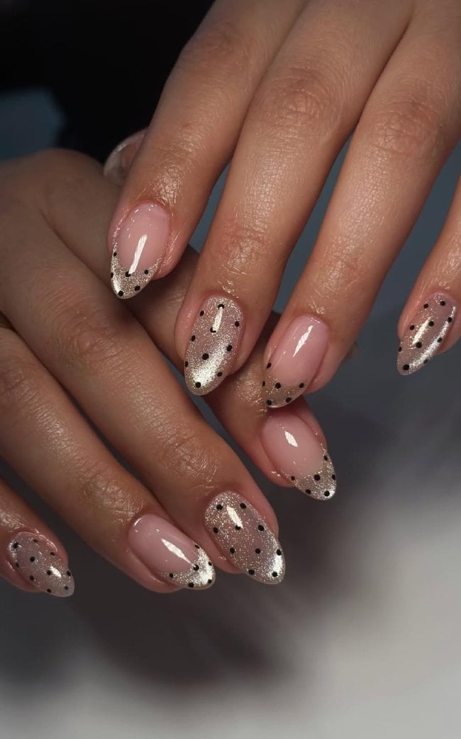 Medium Almond Silver Glitter French With Black Dots Medium Almond Silver Glitter French With Black Dots — Simple Champagne Nails