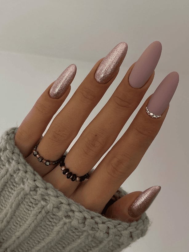 Long Almond Matte Dusty Pink With Rose Gold Glitter Long Almond Matte Dusty Pink With Rose Gold Glitter — Simple Champagne Nails