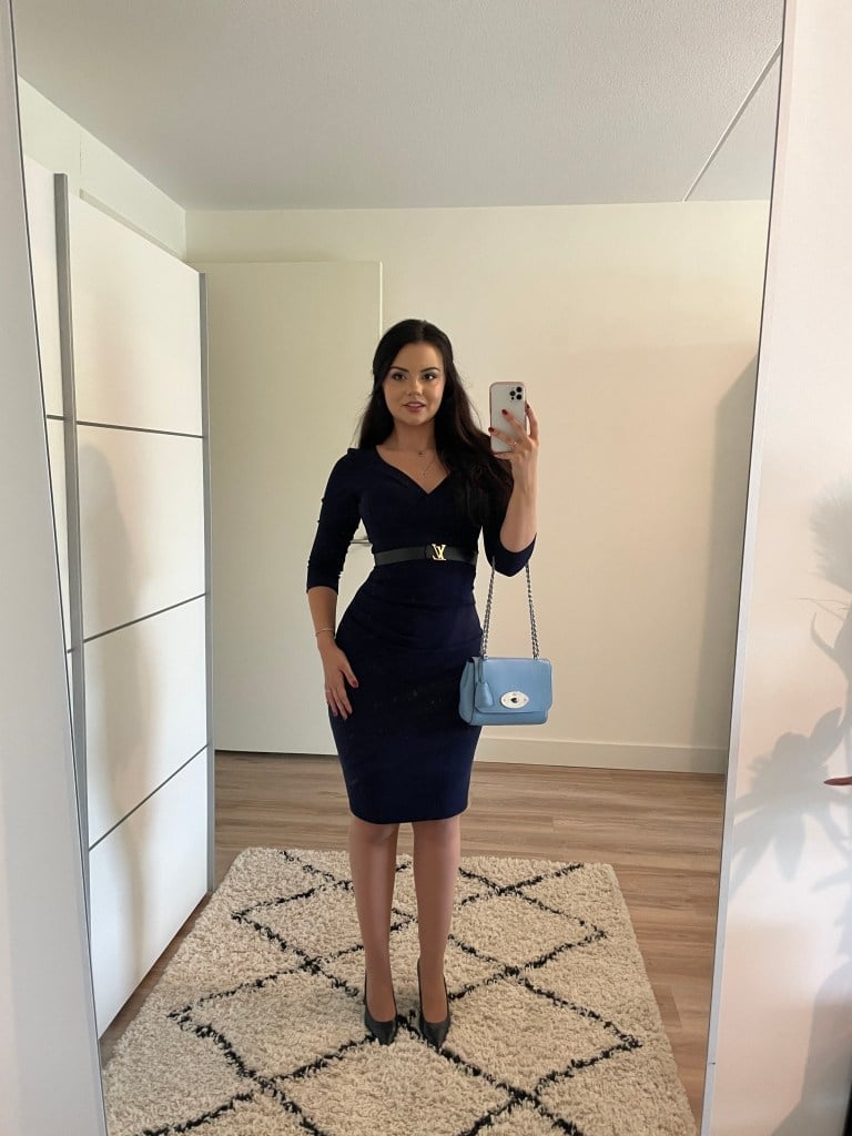 Fitted Navy Textured Knit Dress Fitted Navy Textured Knit Dress — Simple Court Outfits
