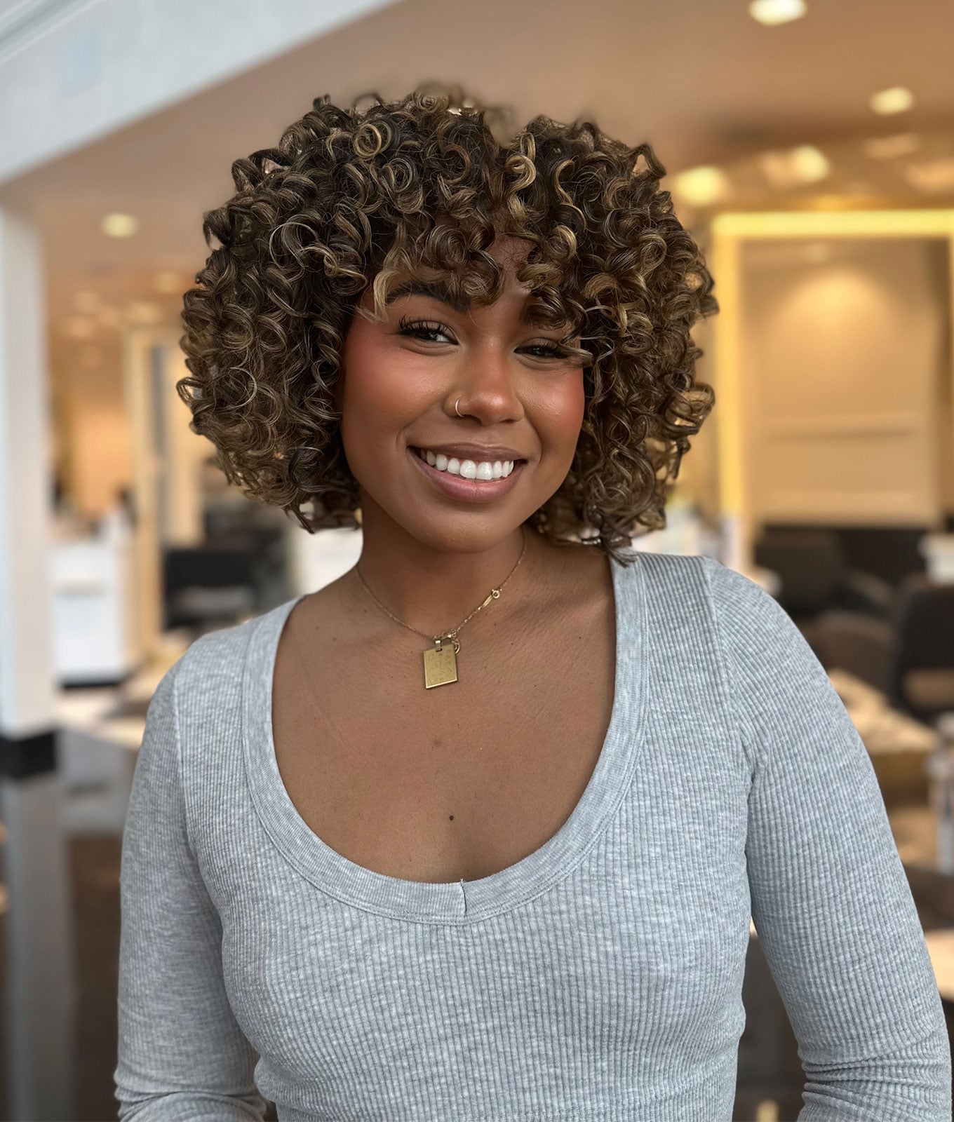 Chin Length Bob With Dimensional Color, Close-Up Take Chin Length Bob With Dimensional Color, Close-Up Take — Simple Curly Hair Cuts