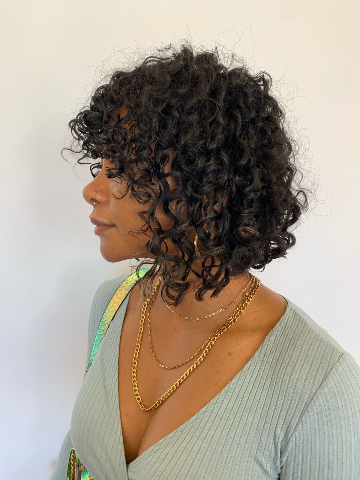 Short Dark Brown Bob With Curly Bangs Short Dark Brown Bob With Curly Bangs — Simple Curly Hair Cuts