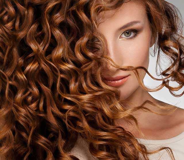 Mid-Back Copper Curls With Auburn Highlights Mid-Back Copper Curls With Auburn Highlights — Simple Curly Hair Cuts