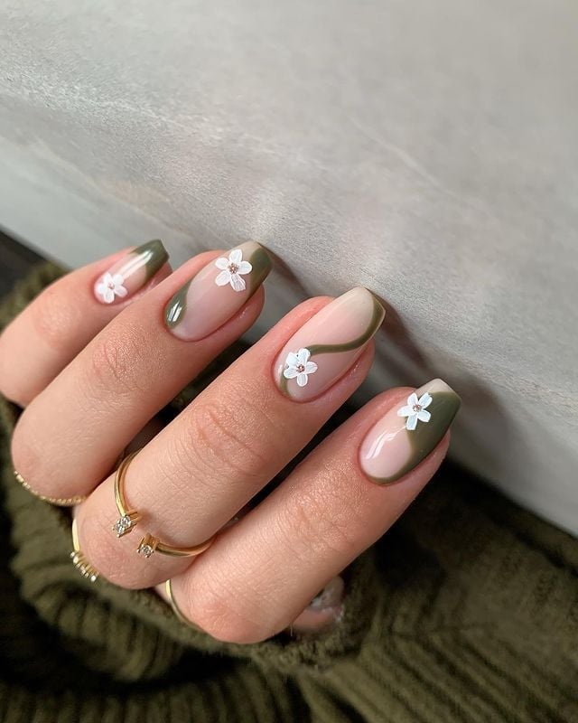 Medium Almond Green Swirl Nails with 3D Flowers Medium Almond Green Swirl Nails with 3D Flowers — Simple Floral Nails