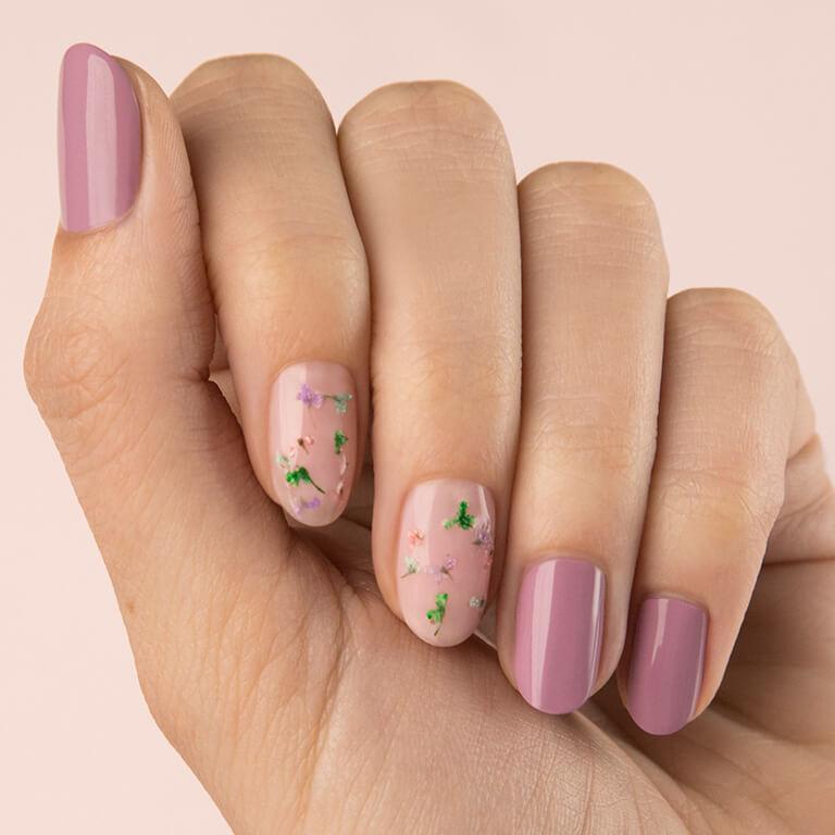 Mauve Nails With Scattered Sheer Pink Flowers Mauve Nails With Scattered Sheer Pink Flowers — Simple Flower Nails