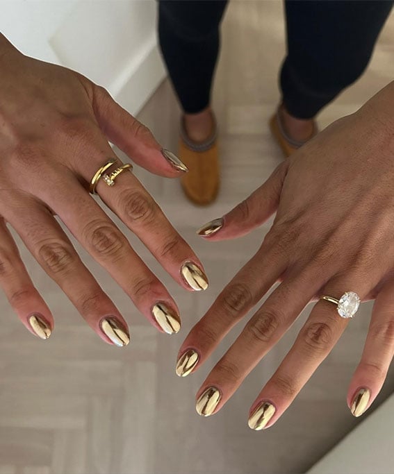 Short Oval Full Gold Chrome Nails Short Oval Full Gold Chrome Nails — Simple Gold Chrome Nails