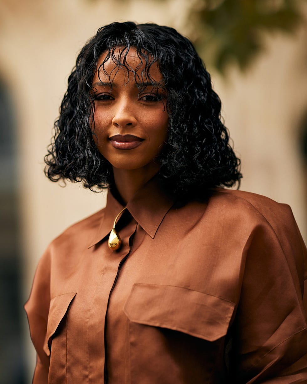 Wet Look Lob With Fine Curls — Simple Haircuts for Thinning Hair