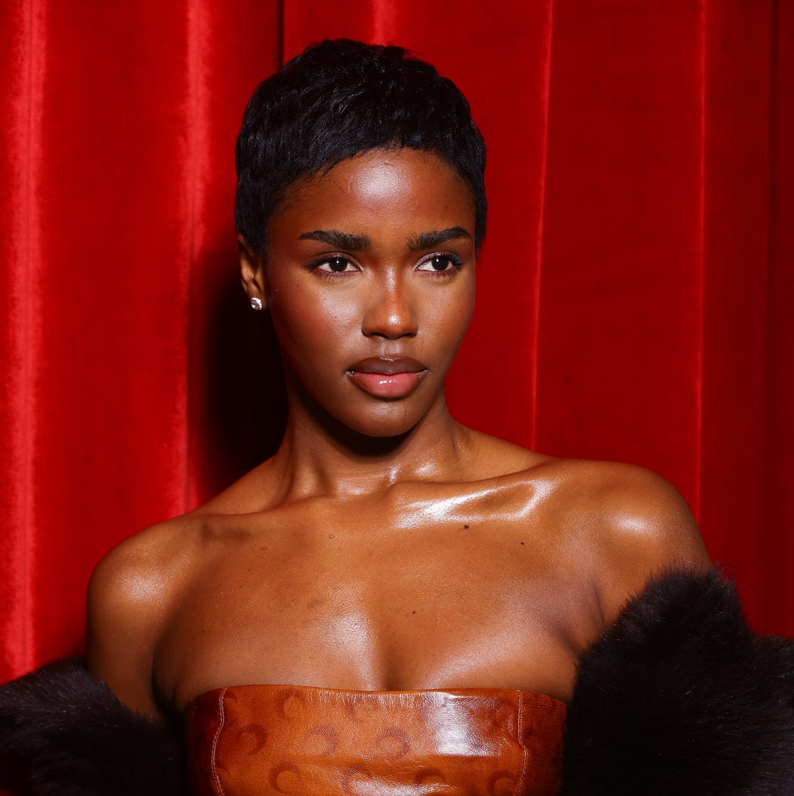 Piecey Black Pixie With Side Sweep — Simple Haircuts for Thinning Hair