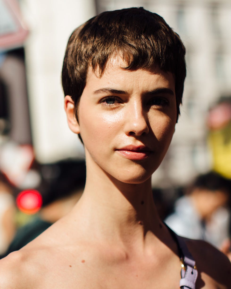 Short Textured Pixie With Micro Bangs — Simple Haircuts for Thinning Hair