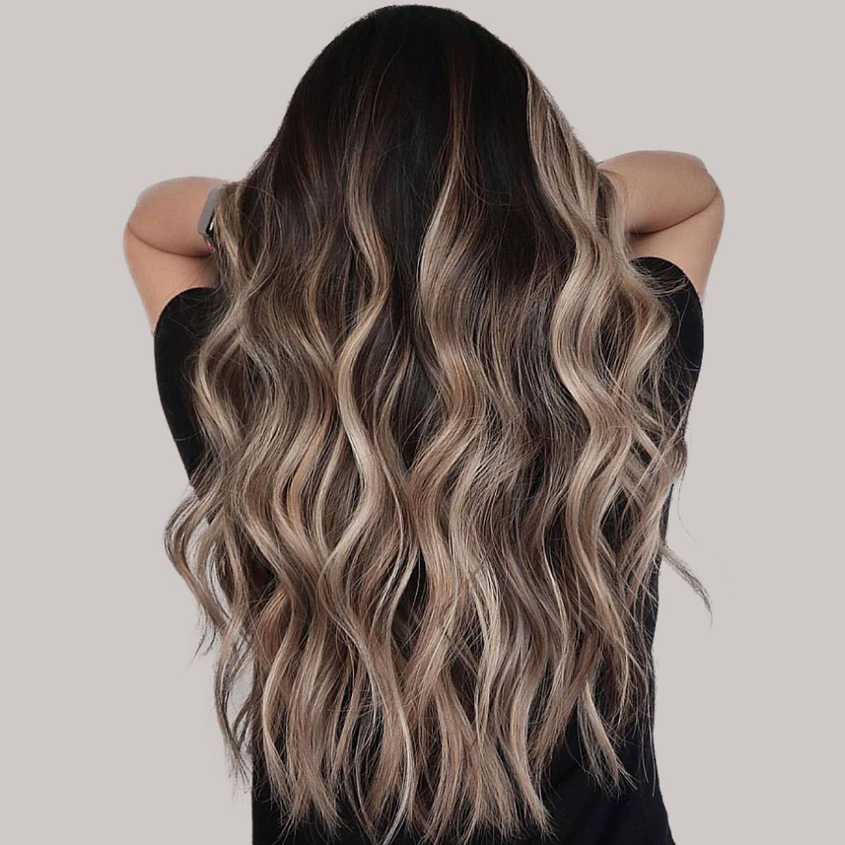 Dark Brown Mid-Back With Striking Blonde Highlights Dark Brown Mid-Back With Striking Blonde Highlights — Simple Highlights