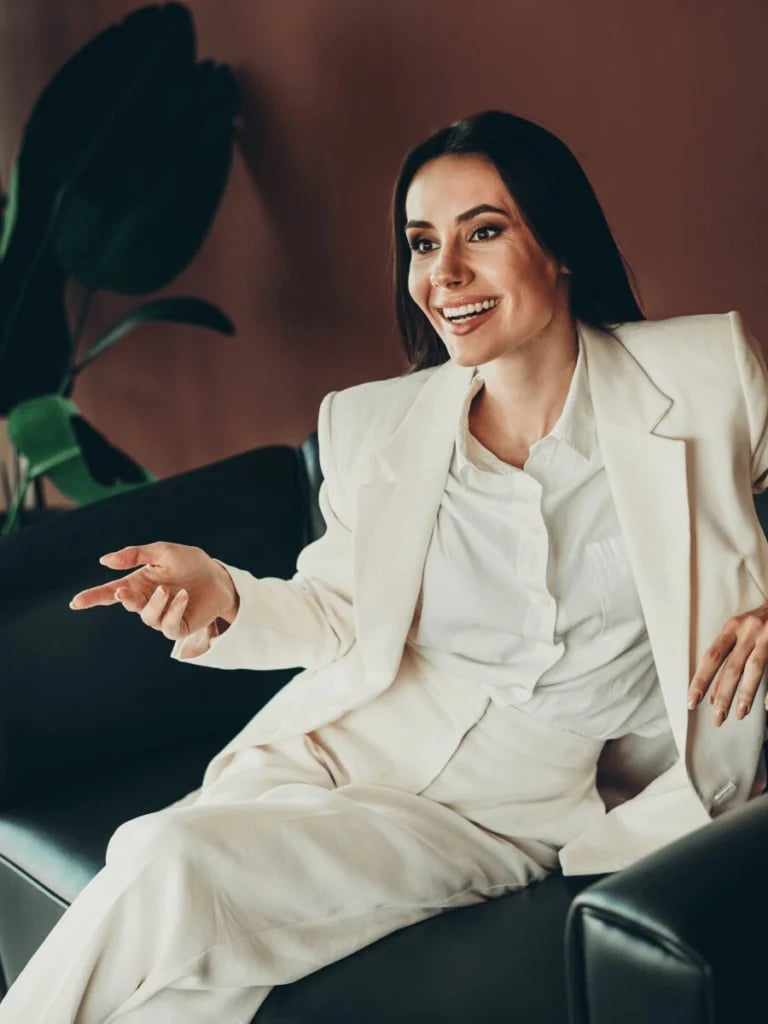 Cream Blazer with White Blouse and Matching Trousers — Simple Job Interview Outfits