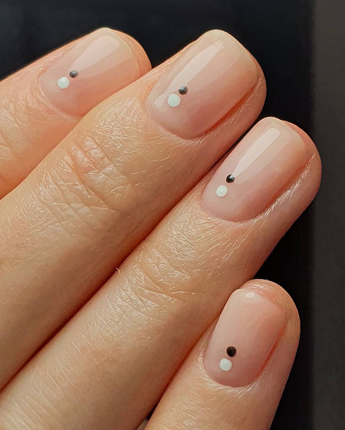 Nude With Minimalist Dots Short Square Nude With Minimalist Dots Short Square — Simple Minimalist Nails