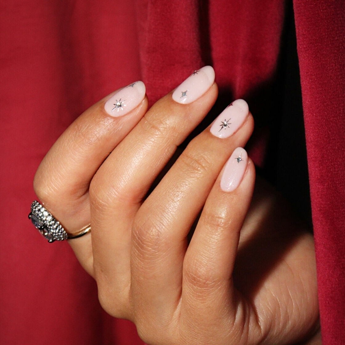 Short Almond Pale Pink With Star Studs Short Almond Pale Pink With Star Studs — Simple Nail Art Inspo