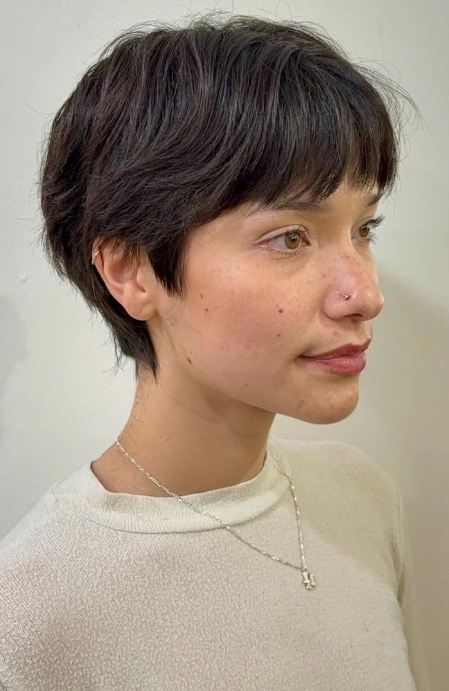 Light Brown Layered Pixie Bob Volume Light Brown Layered Pixie Bob Volume — Simple Pixie Bob