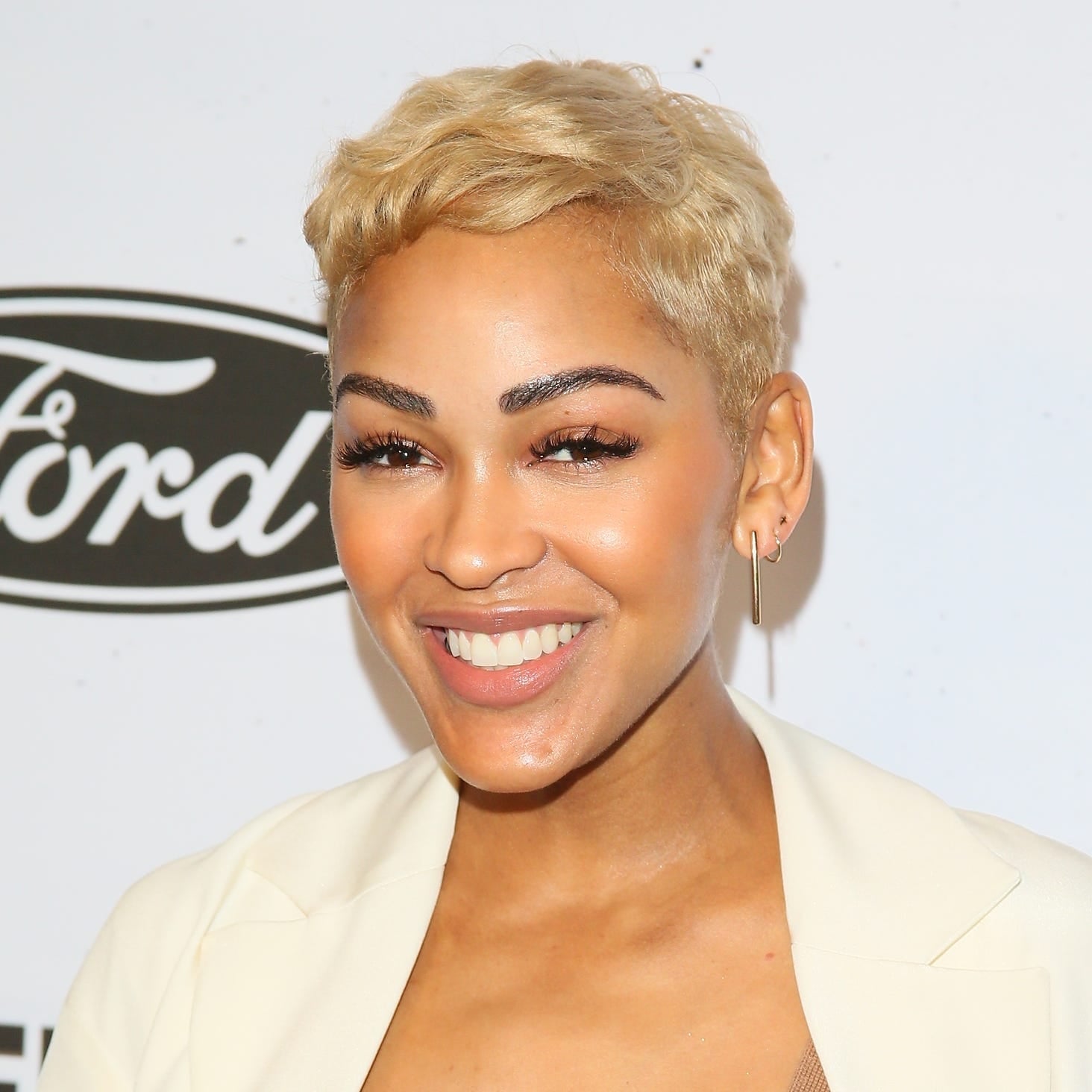 Air-Dried Light Blonde Curly Pixie — Simple Pixie Hairstyles