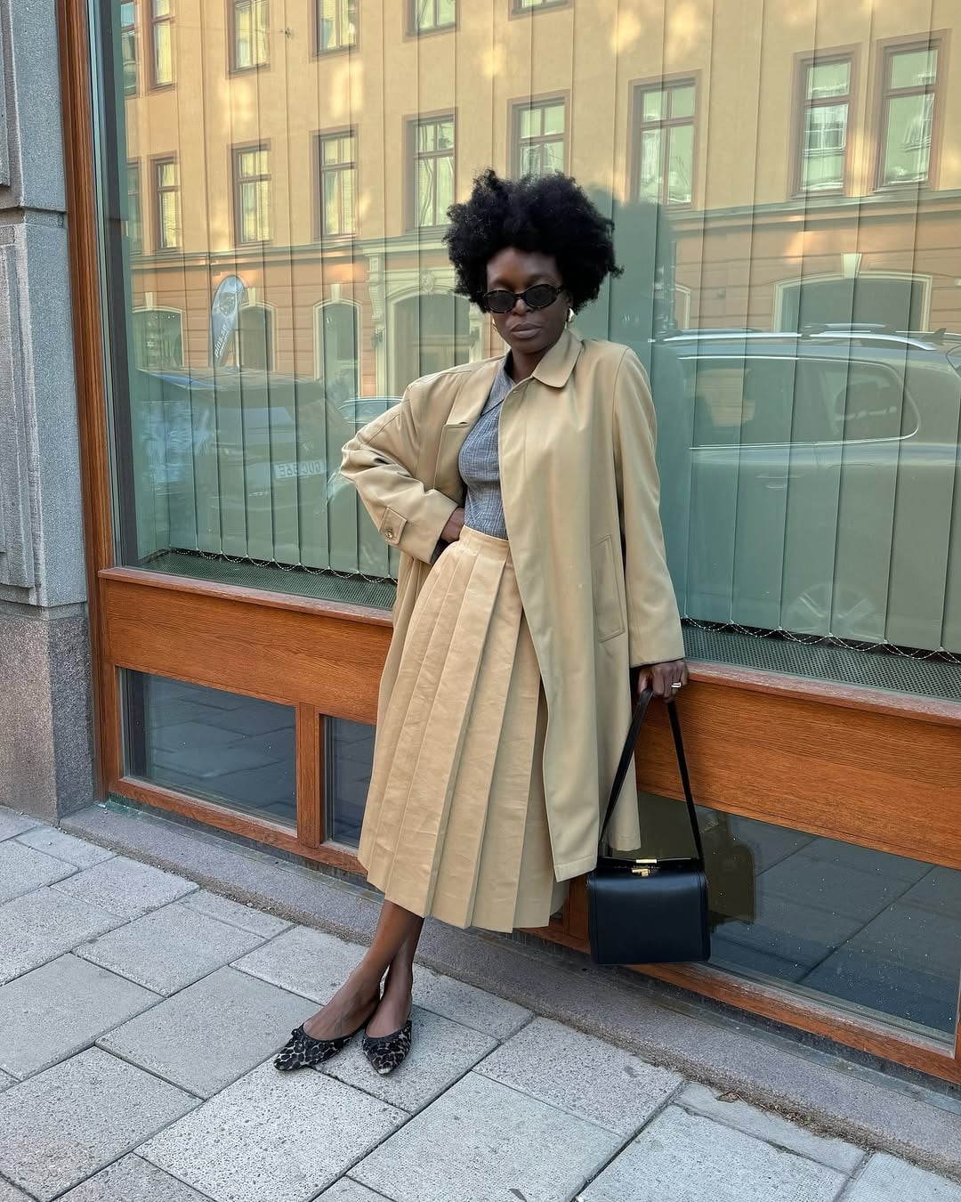 Beige Trench Coat Over Gray Top and Pleated Midi Skirt Beige Trench Coat Over Gray Top and Pleated Midi Skirt — Simple Pleated Skirt Outfits