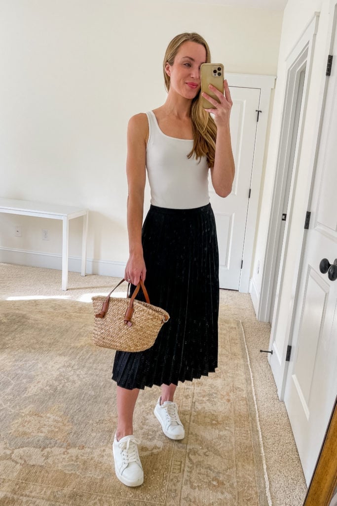 Black Velvet Pleated Midi Skirt with White Tank Top and Sneakers Black Velvet Pleated Midi Skirt with White Tank Top and Sneakers — Simple Pleated Skirt Outfits
