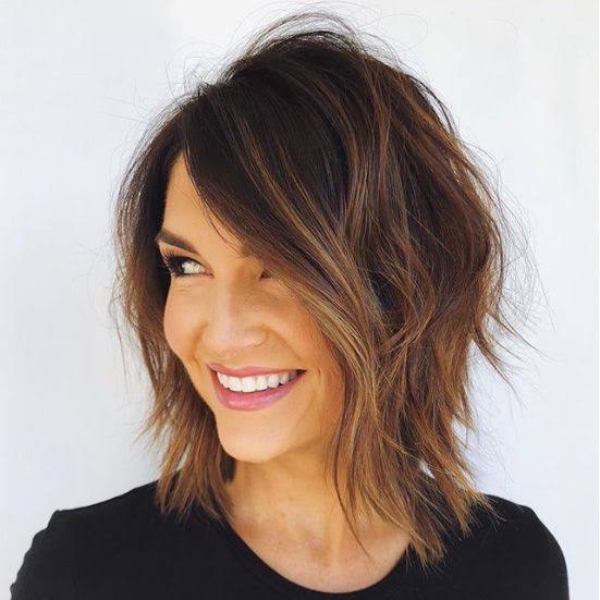 Chin Length Shag Bob With Caramel Highlights Chin Length Shag Bob With Caramel Highlights — Simple Shag Hairstyles
