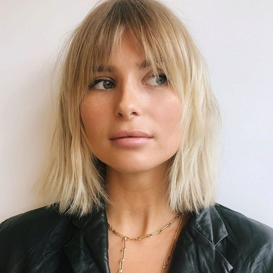 Ash Blonde Chin Length Shag With Blunt Bangs Ash Blonde Chin Length Shag With Blunt Bangs — Simple Shag Hairstyles