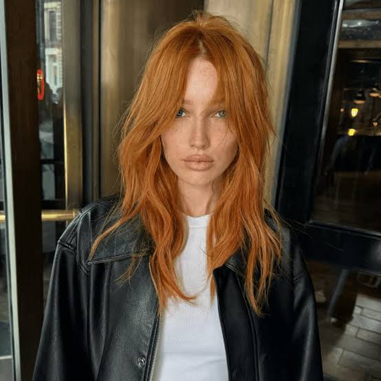 Mid-Back Vibrant Copper Shag With Waves Mid-Back Vibrant Copper Shag With Waves — Simple Shag Hairstyles