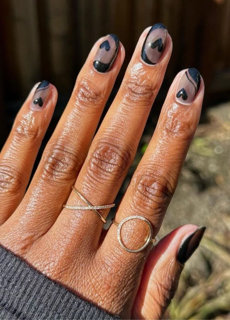 Sheer Base Short Oval Black Heart Design Nails Sheer Base Short Oval Black Heart Design Nails — Simple Short Black Nails