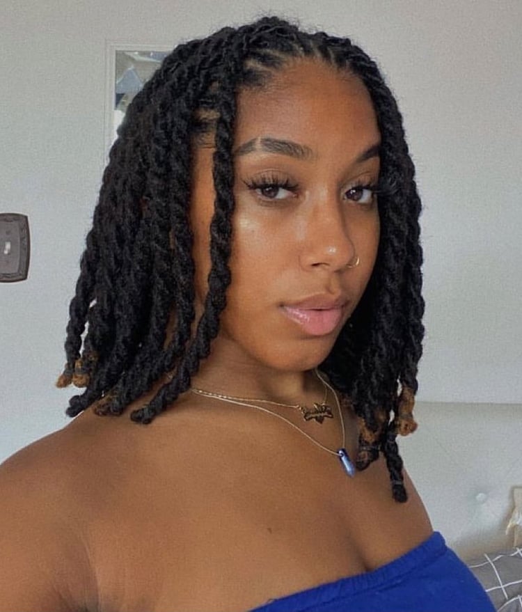 Shoulder Length Rope Twist Locs Bob Shoulder Length Rope Twist Locs Bob — Simple Starter Locs
