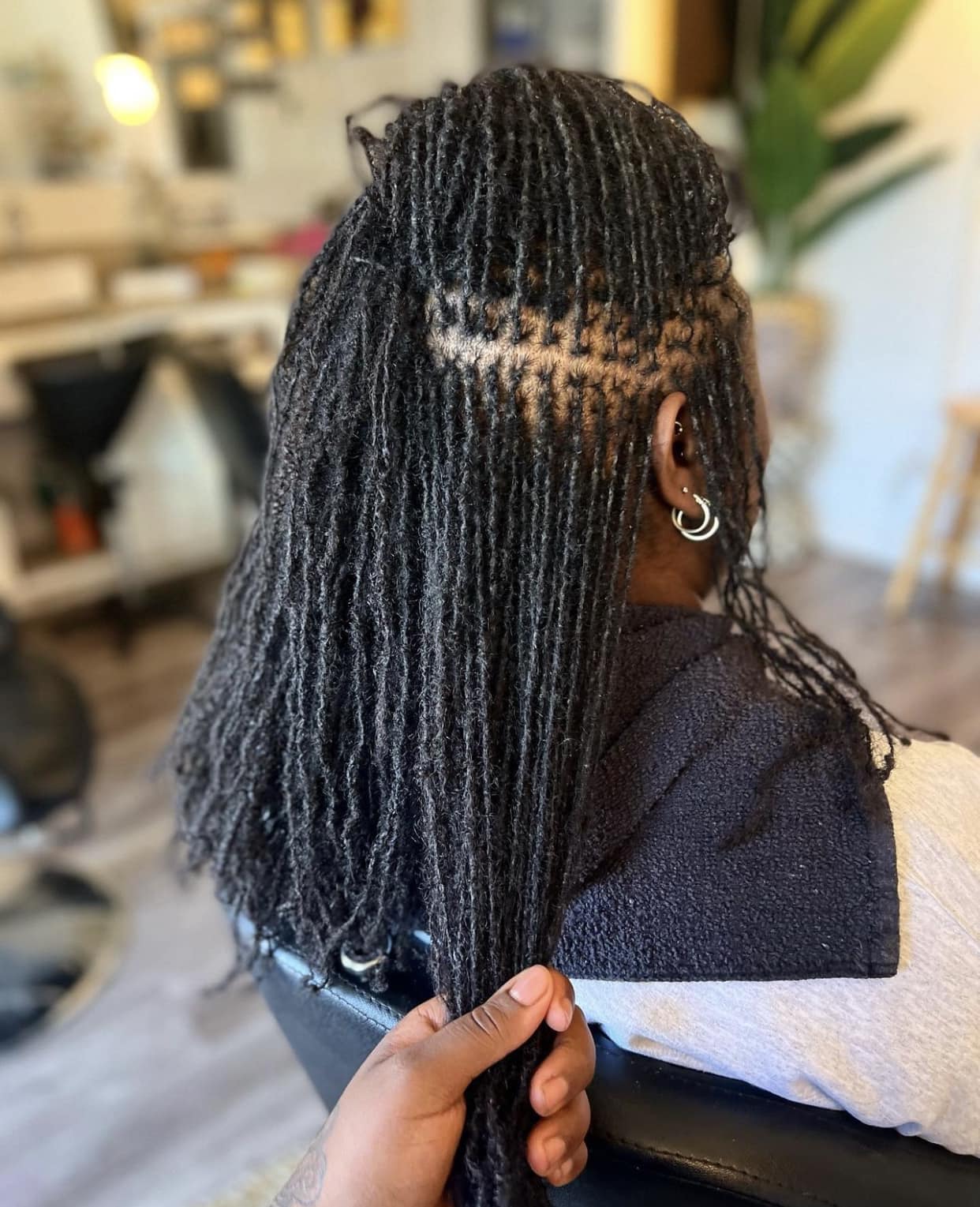 Mid-Back Starter Locs With High Ponytail, Black Mid-Back Starter Locs With High Ponytail, Black — Simple Starter Locs