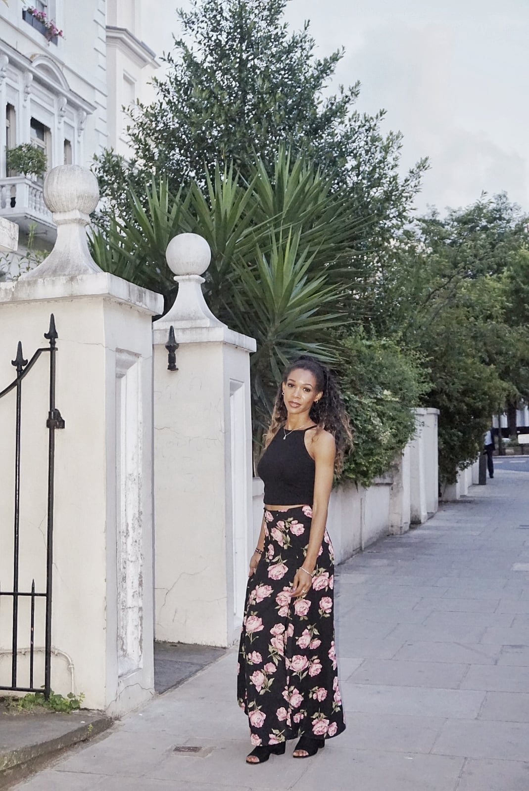 Floral Print Maxi Skirt With Crop Top — Simple Weekend Outfits