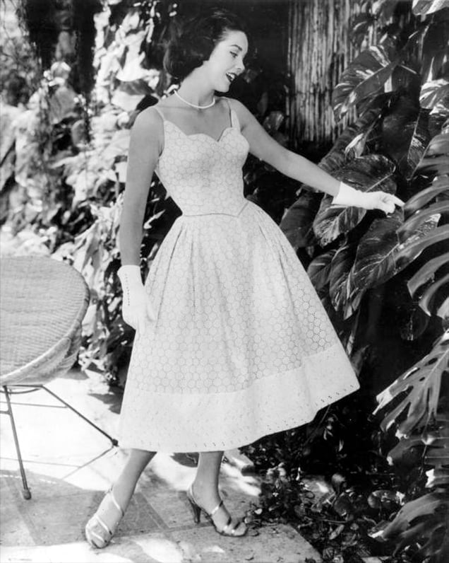 White Fit-And-Flare Dress with Lace Trim — Trendy 50s Style