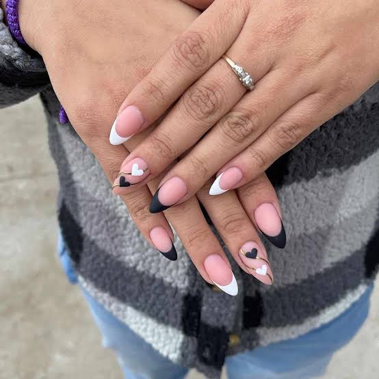 Medium Almond Black White Heart French Medium Almond Black White Heart French — Trendy Almond Nails French
