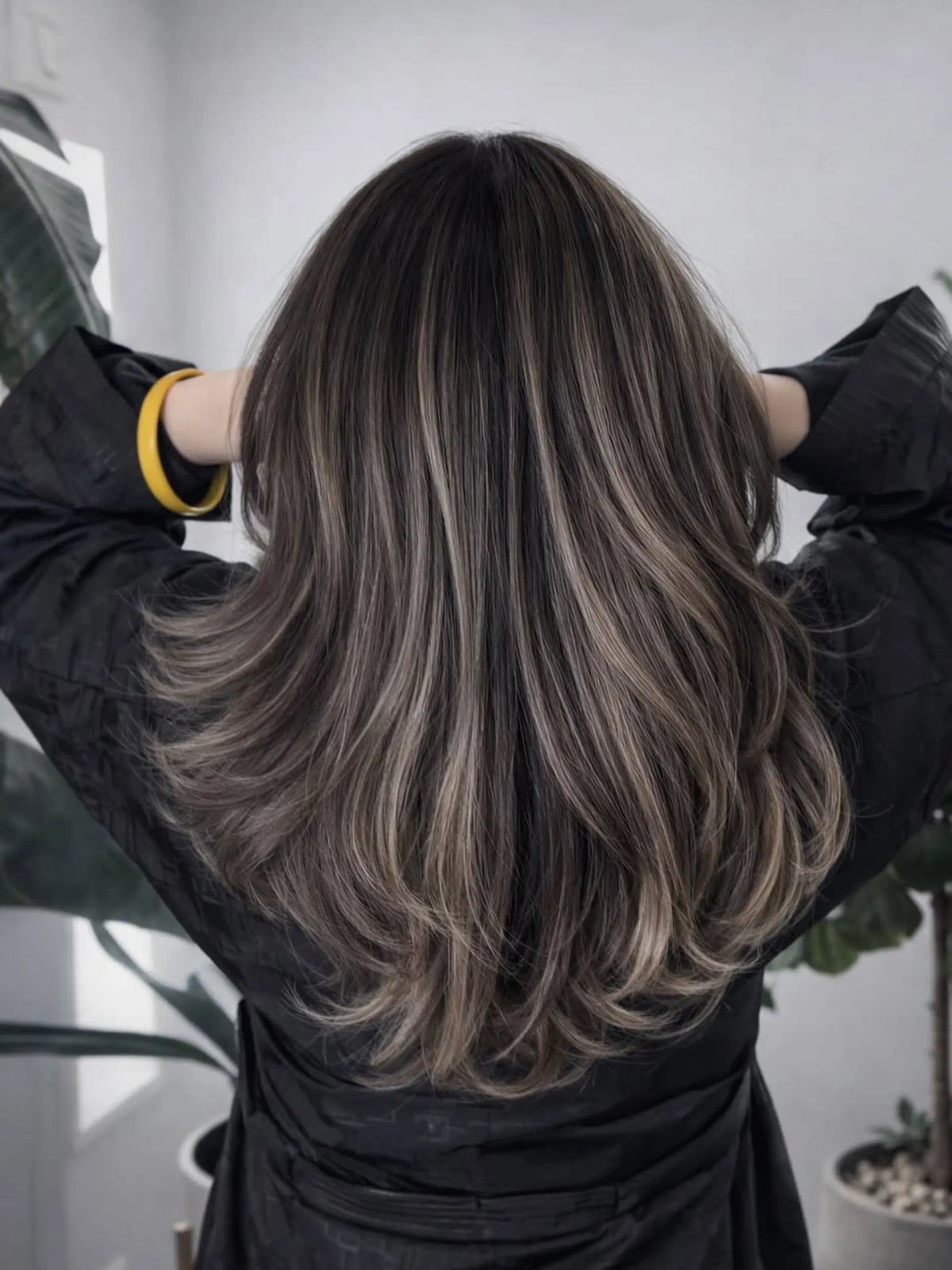 Collarbone Ash Brown Color Melt To Ash Blonde — Trendy Ash Brown Hair