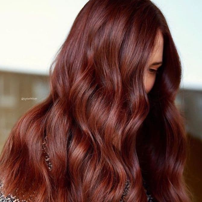 Glossy Deep Auburn Mid-Back Waves Glossy Deep Auburn Mid-Back Waves — Trendy Auburn Hair Color
