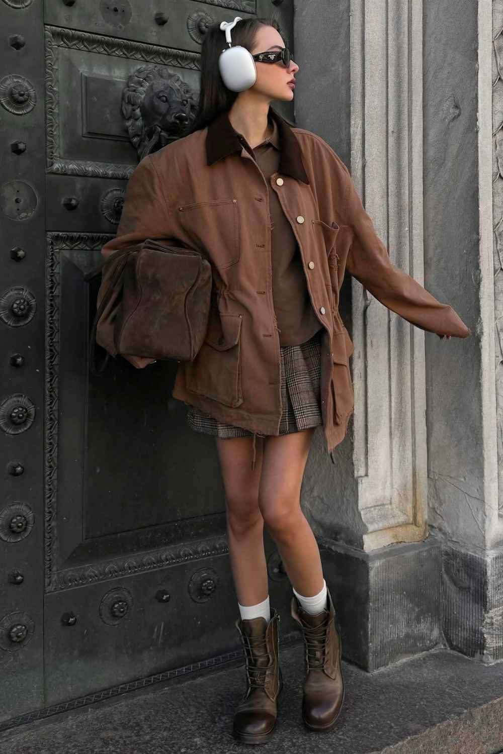 Monochromatic Brown Barn Jacket Look Monochromatic Brown Barn Jacket Look — Trendy Barn Jacket Outfit
